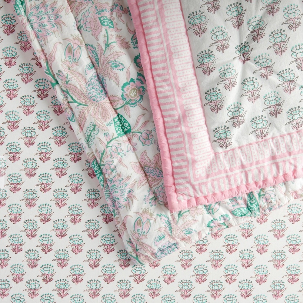Pottery Barn Juniper Baby Quilt NWT